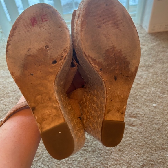 Michael Kors Cream Peep Toe Espadrilles With Ankle Straps Size 7.5 - Picture 7 of 7